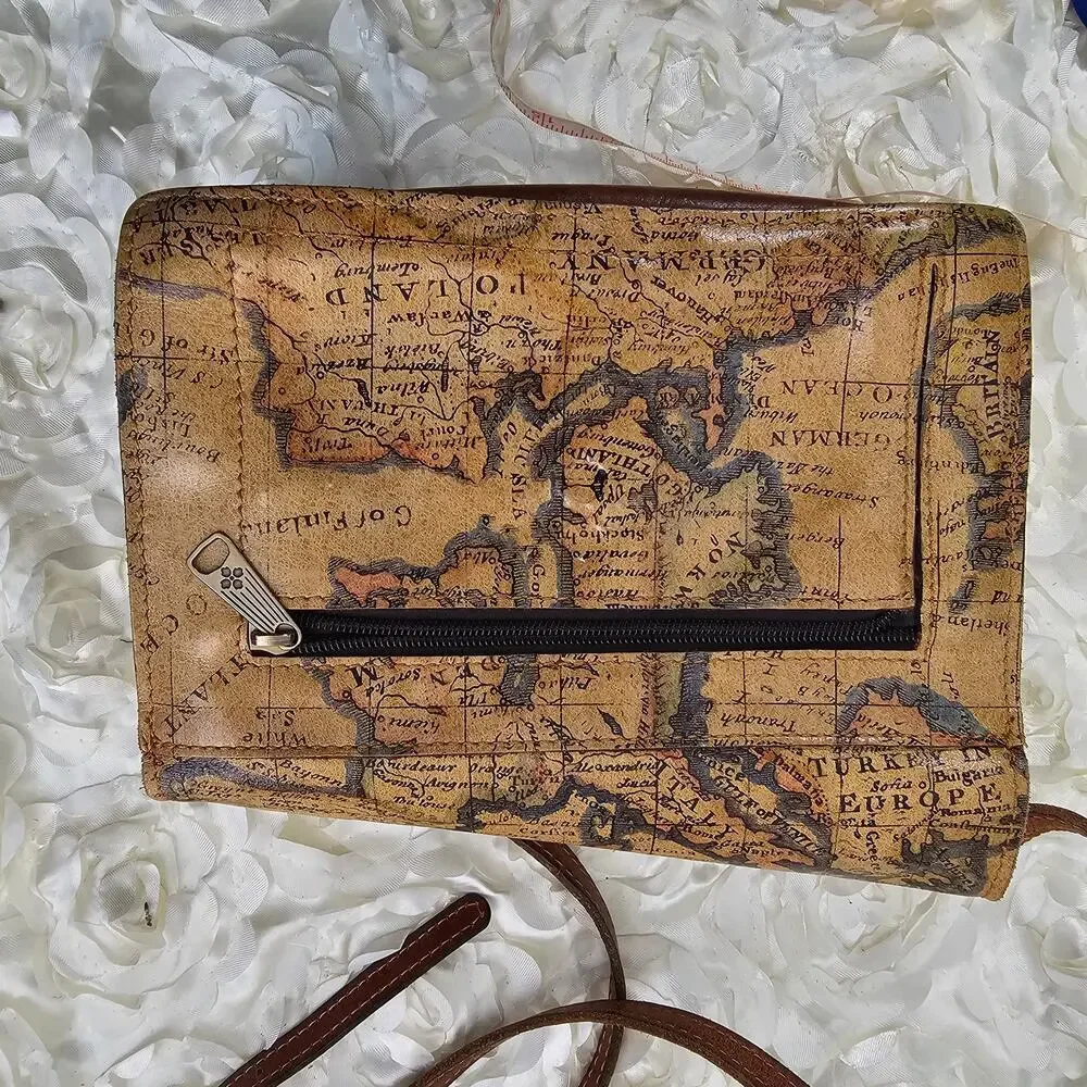 Patricia Nash Vintage European Map crossbody bag - Picture 6 of 13